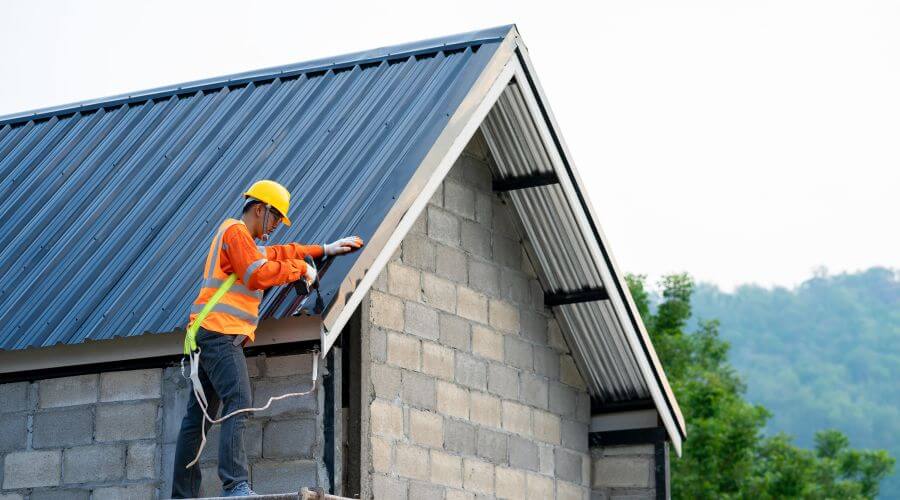 Expert Emergency Roof Repairs services in Dodd City, TX